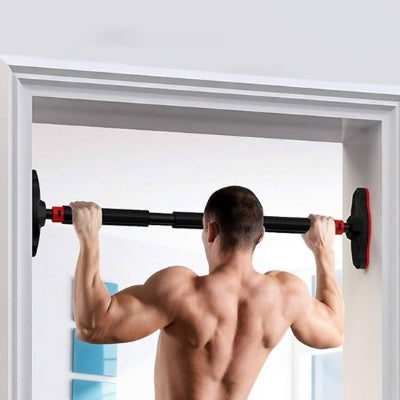 barre de traction porte homme muscle suspendu