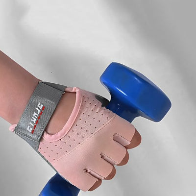 Gants pour la musculation tenant un haltere pour renforcement musculaire