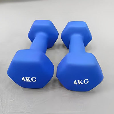 haltere bleu de 4 kg sur le plancher