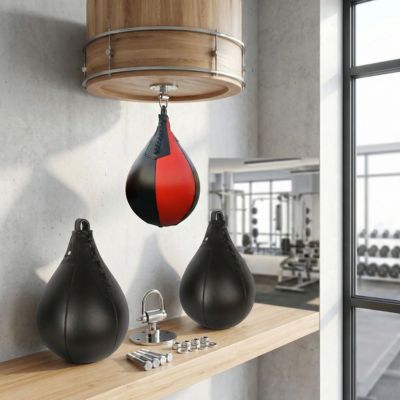 punching ball noir sur tablette autre suspendue avec accessoires installation
